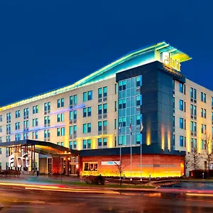 Hotel Aloft Montreal Airport ***